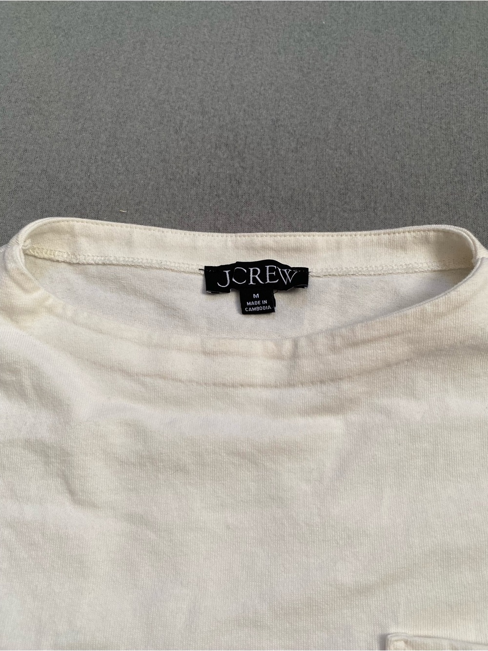 J Crew Mock Neck Sleeveless Womens Medium White Cropped ***FLAW - Picture 2 of 8